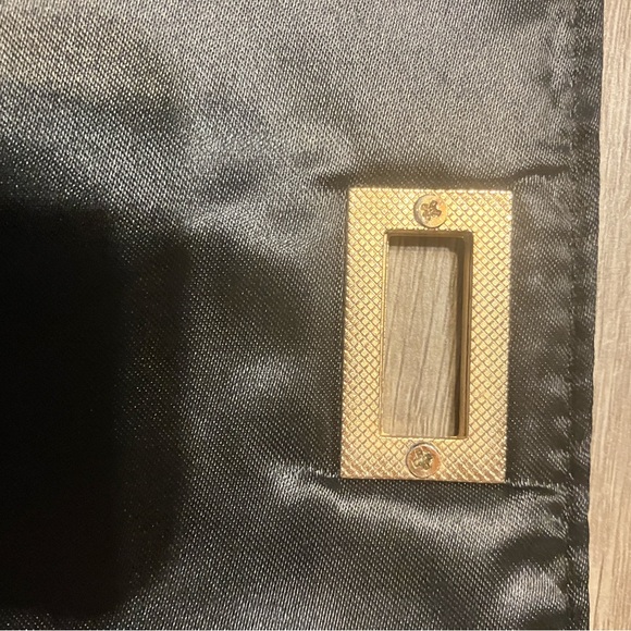 Black and gold lattice clutch - Picture 5 of 5